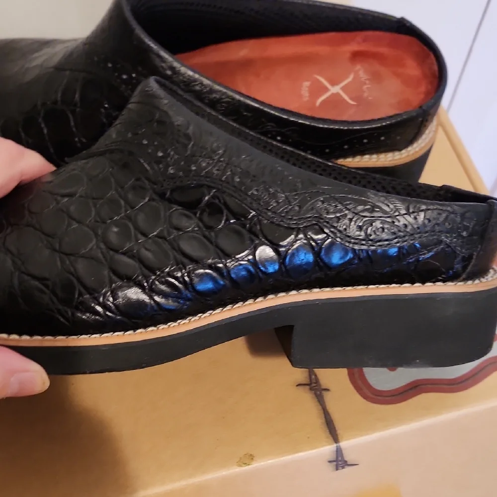 Twisted X Black CROC Embossed Mules - Picture 6 of 8